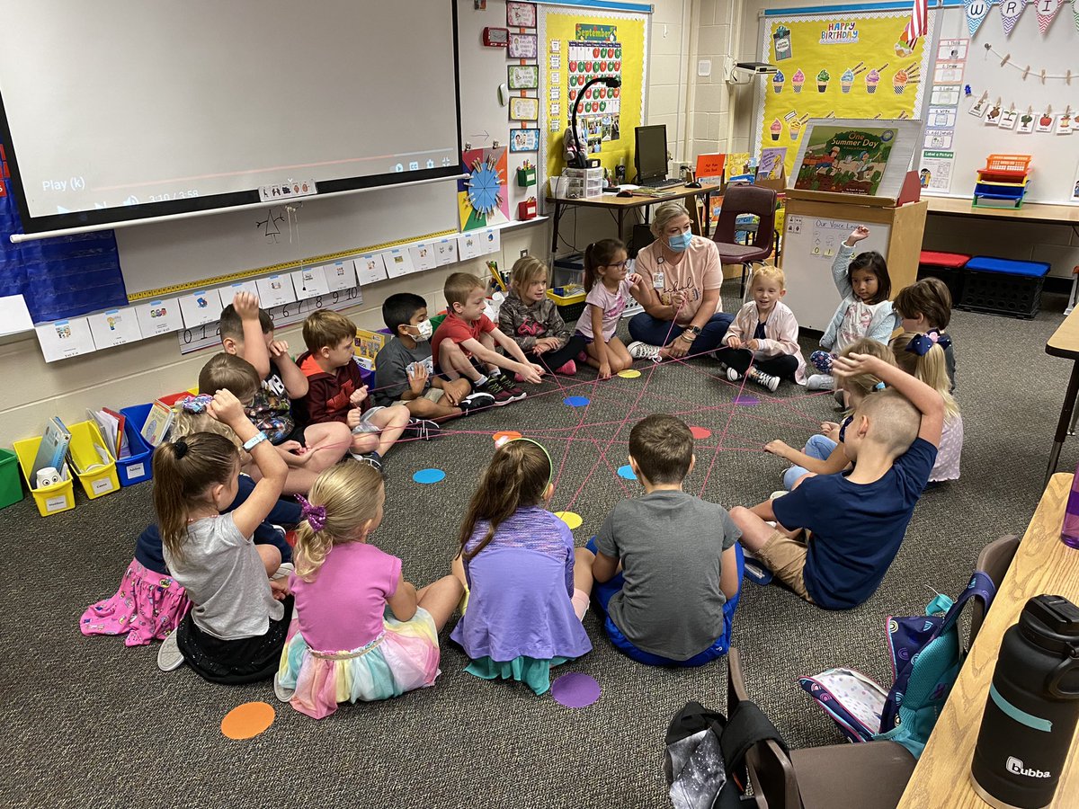 Thank you <a href="/RettaBleiberg/">Retta Bleiberg</a> for a wonderful lesson on setting goals to do hard things and have optimistic thinking in reaching our goals. <a href="/HumbleISD_HHE/">Hidden Hollow Elementary</a> #growingtogether