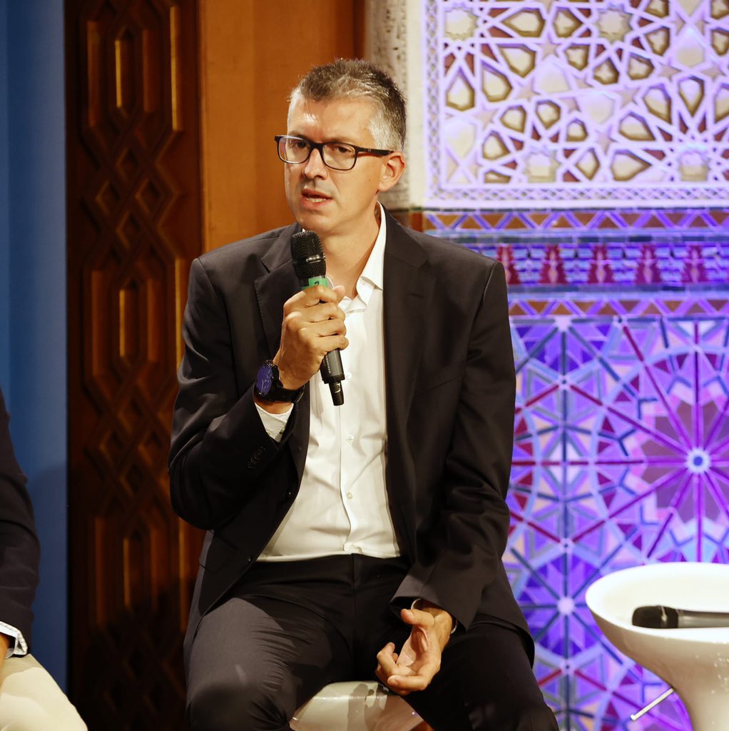 🔴 #NETCOGITISE2021 Se pregunta a Enrique Peral, de <a href="/renault_esp/">Renault España</a> por cómo se integra a la planta sevillana de la marca en los objetivos de electrificación de la automoción.

Peral:”Esta planta quedará perfectamente integrada en las nuevas líneas de trabajo”

<a href="/NetCogitise/">NetCogitise</a> <a href="/cogiti/">COGITI</a>