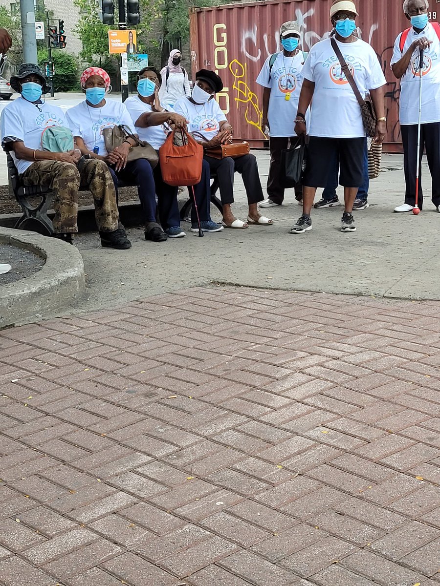 AcdpnT's tweet image. We had our last “Step To IT” session with our seniors last week! It has been a wonderful summer with them &amp;amp; I cannot say this enough... I love our seniors. 🎊👏🏽

#StepToIT #OurSeniors #teamworkmakesthedreamwork