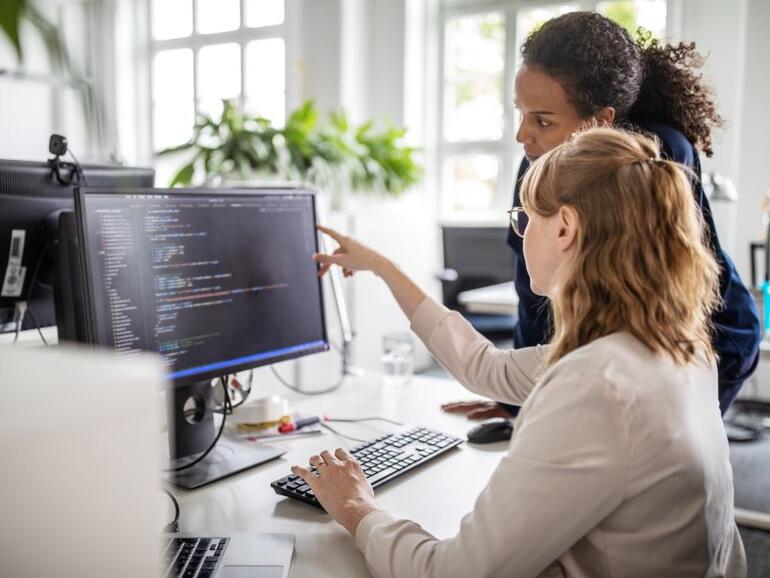 adroitjobs's tweet image. Programming languages: Rust developers earn higher salaries, but it&apos;s not all good news. @ZDNet ow.ly/i8u150Gb9Vi

#TechJobs #RustDevelopers #USA #NewJobs #Recruiting
