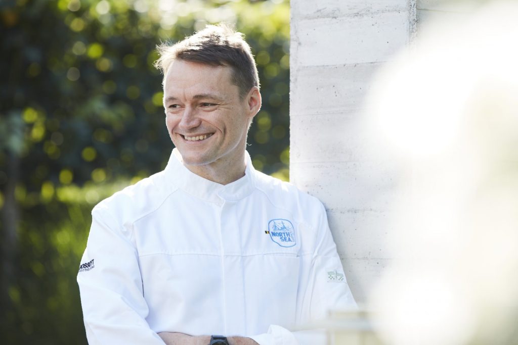 Tweesterrenchef Filip Claeys is de nieuwe ambassadeur van ixina - franchisingbelgium.be/tweesterrenche…