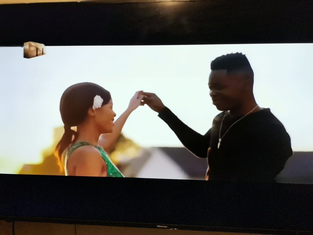 Happy for my brothers  <a href="/VhudieOfficial/">LESEDI OUT NOW !!!</a> and <a href="/MoganeKarabo/">Karabo Mogane</a> #Uthando is a blaze. 🔥🔥🔥🔥🔥  watch it official here is the link youtu.be/LkUFJ9nRCAE