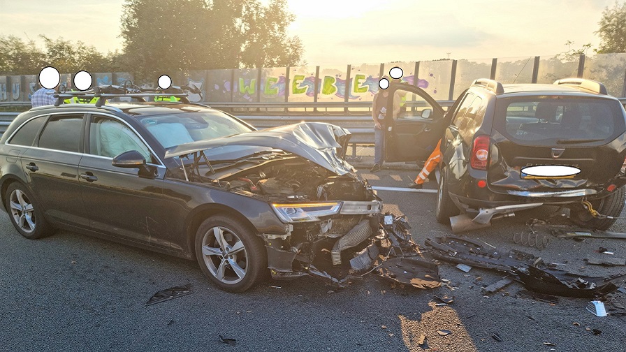 Flinke ravage na ongeval op A50 ter hoogte van Eerde