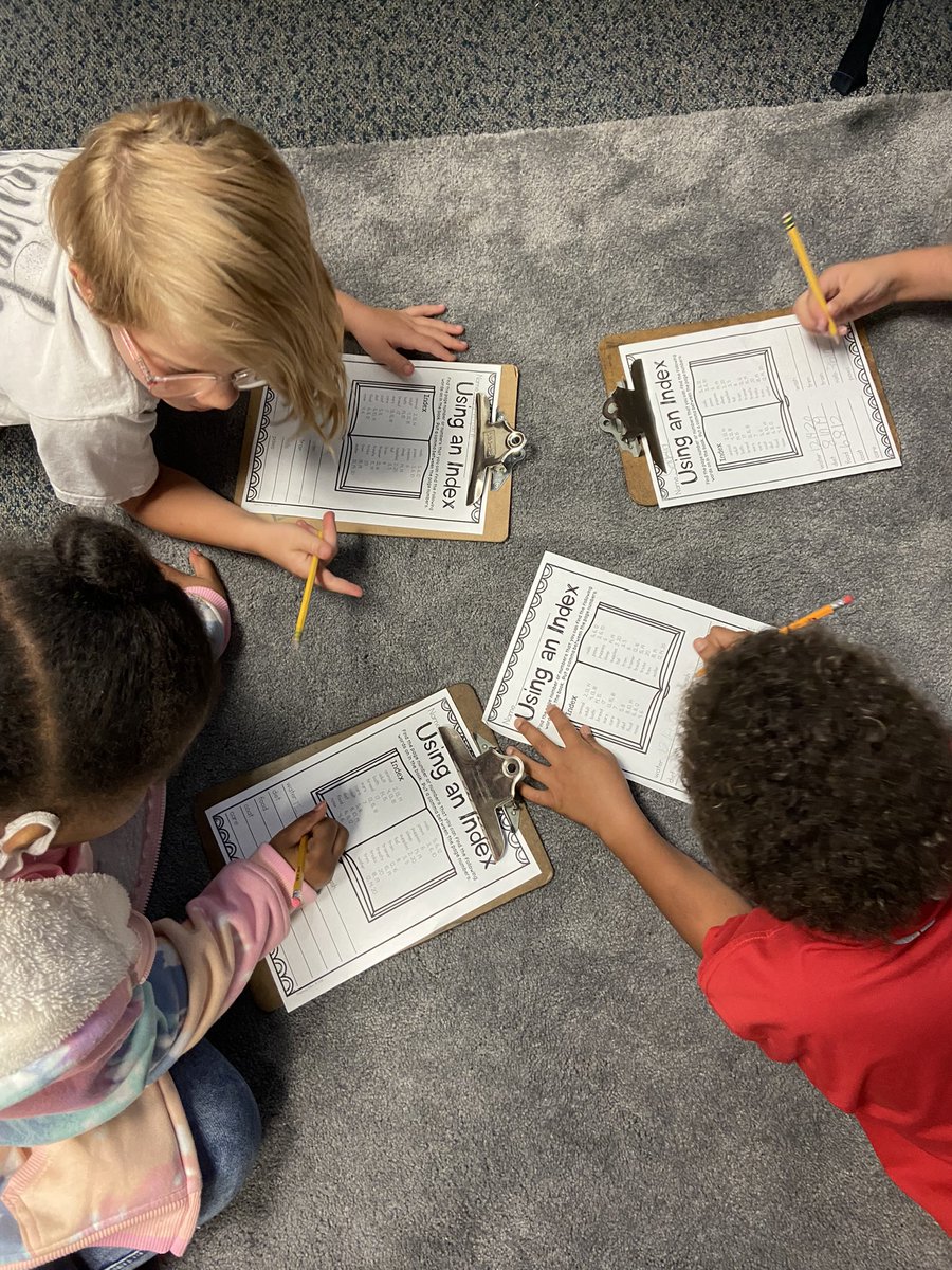 MissKessler_EH's tweet photo. Working on identifying and explaining the purpose of nonfiction text features! @Elwood_STEM https://t.co/qrIxUBZ76s