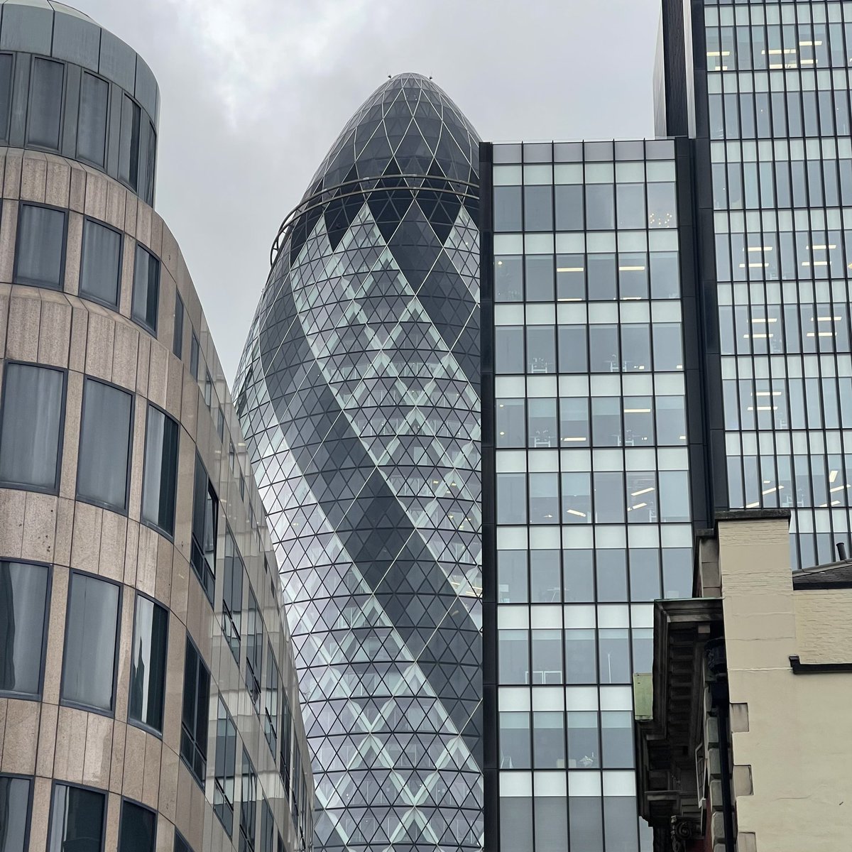 frmrtin's tweet photo. architecture be just as versatile w it tho https://t.co/gKVQran2Pc