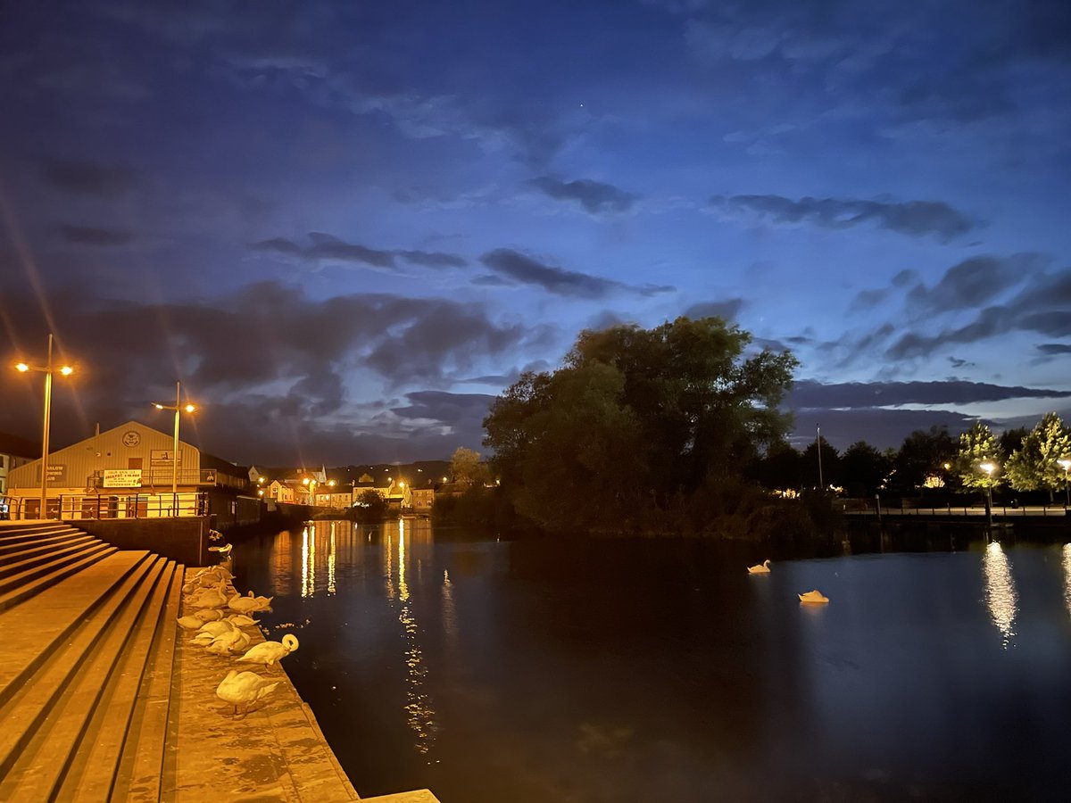 You know the evenings are closing in when I’m grabbing my <a href="/bodylitegear/">Bodylite Gear</a> for a run. A lovely evening here in the Southeast before the rain arrives later.