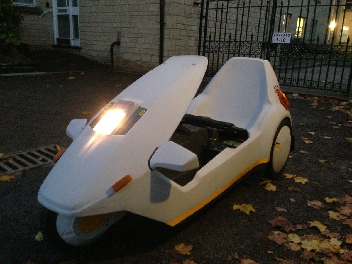 PhoenixDriving1's tweet photo. @BBCNews @BBCWorld One of the most fun vehicles ever built https://t.co/ZJBzRkSKcq