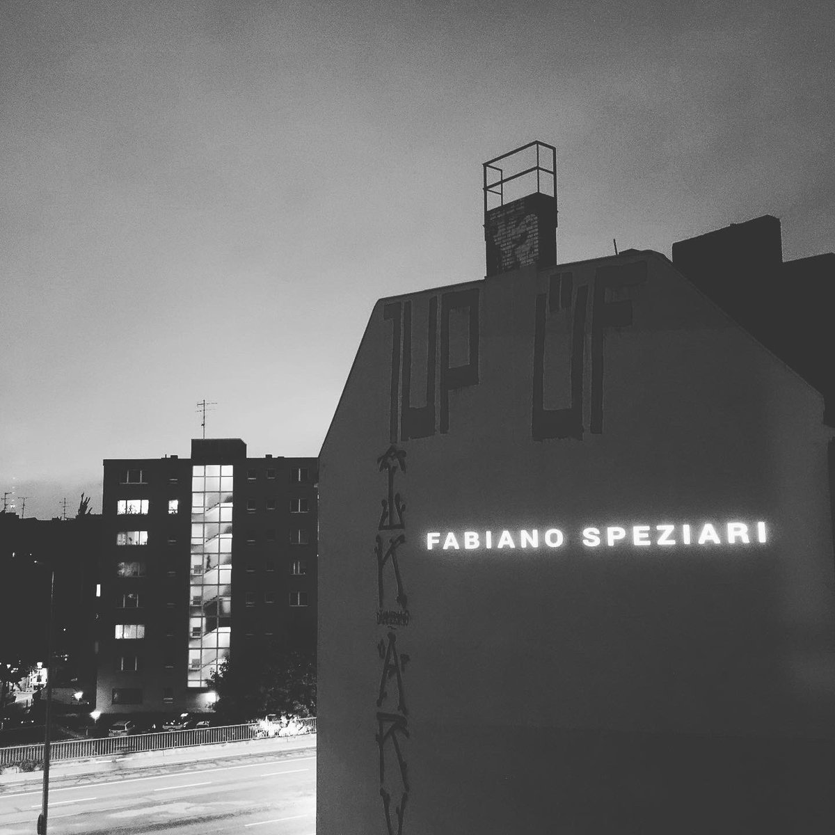 gargantuakunst's tweet photo. Fabiano Speziari @fabianospeziari - Clod-157 / Monolite / Clod 795/ Clod 595 -2020 /// Gargantúa #CryptoBeamers Edition #guerrillaprojection #cryptoart #cryptoartists #opencall #WEAREINVADING This project is funded by @deutscherkuenstlerbund @neustartkultur_mag https://t.co/U2DtvZhxG6