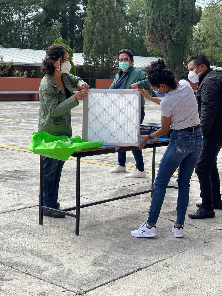 Ayúdanos a reducir el contagio de COVID en las escuelas. ventilatuescuela.org/get-involved