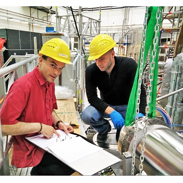 ift.tt/3gNe8uW According to a new paper, the Wendelstein 7-X stellarator in Germany is now capable of containing heat that reaches temperatures twice as high as those found in the core of the Sun. This means physicists have been able to reduce heat loss - a major step …