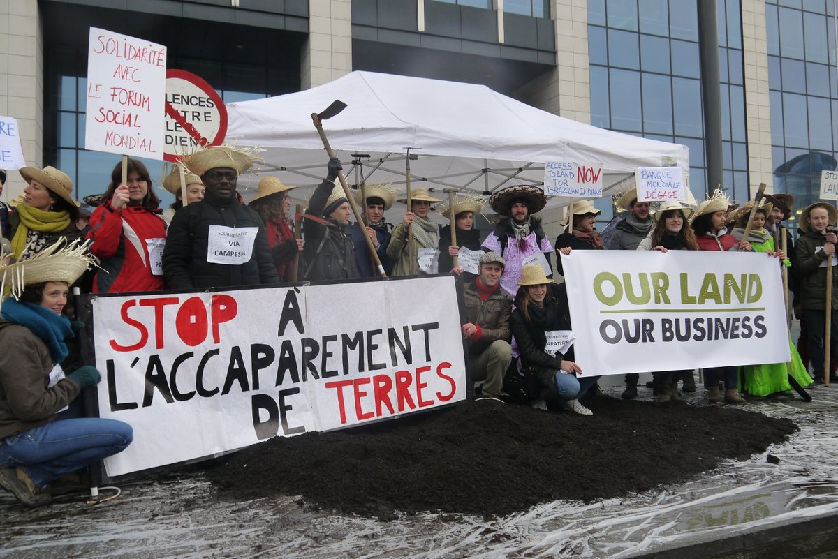 Mittaloak's tweet image. .@oak_institute  A HUGE win for   #ourlandourbiz campaign ourlandourbusiness.org 

@WorldBank to Discontinue #DoingBiz Report   worldbank.org/en/news/statem…
 @alnoorladha @jasonhickel @ituc @centreofconcern @11thhourproject @alsadig @ndycurrier @IPS_DC @joeathialy @AccountCounsel