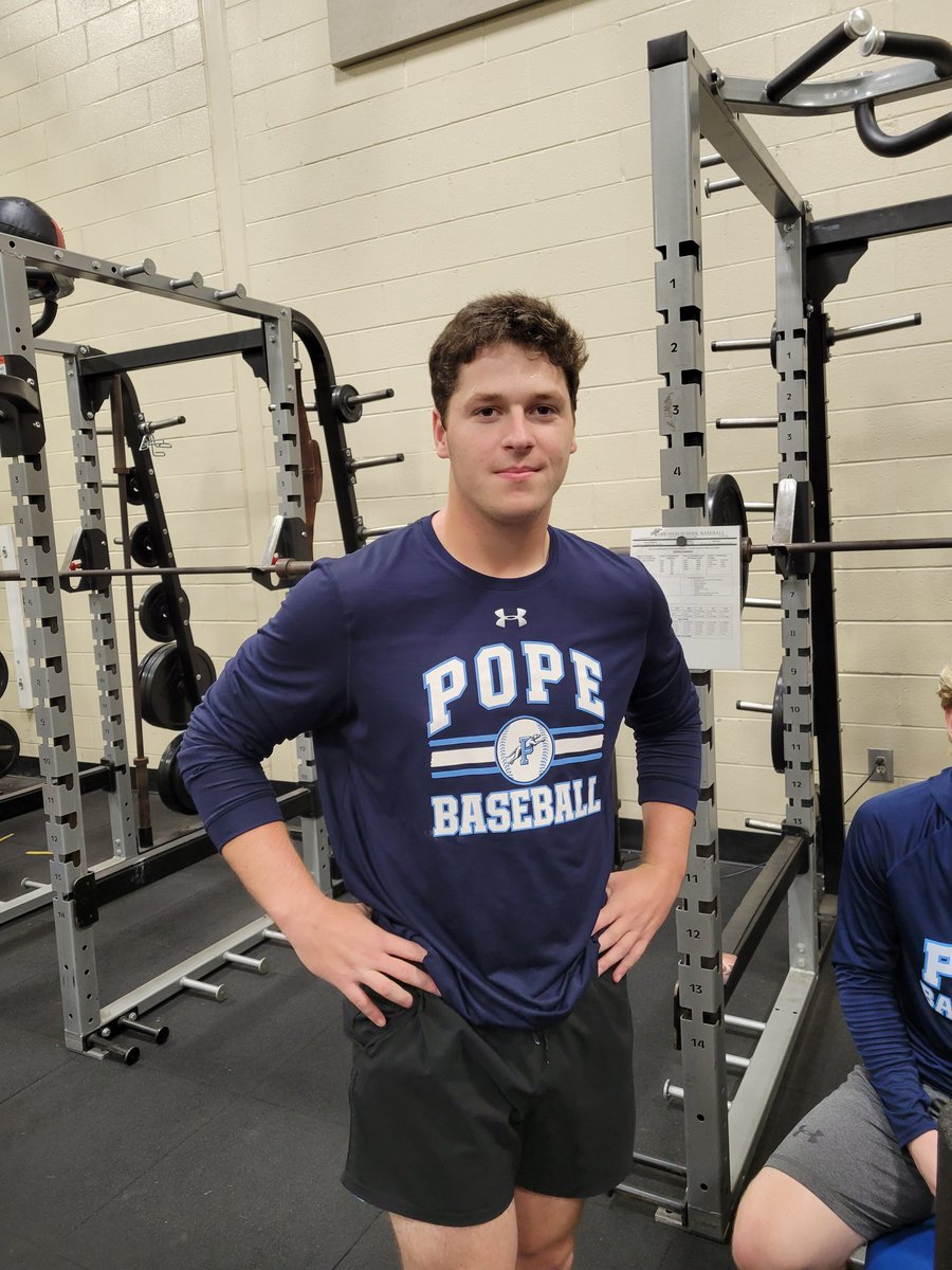 PBBplayerDev's tweet photo. Burpee/Pushup challenge champions:
🏆 @CarsonKerce - 47 (10pts)
🥈@JonesyNick30 - 45 (7pts)
🥉@CaidHeflin - 41 (5 pts)
🎖@luke_tener -  (1pt)

#ParadisecitySeries
#GDN https://t.co/1c4EONUJT2