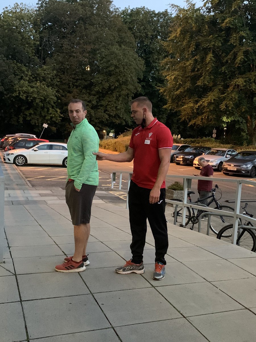 justrunpenybont's tweet photo. Great session tonight with @mossey148 at @WelshAthletics for the guide runner course.
#GuideRunners #running #active #inclusive #irunwales #welshathletics #justrunpenybont https://t.co/1ClbHV2K1Z