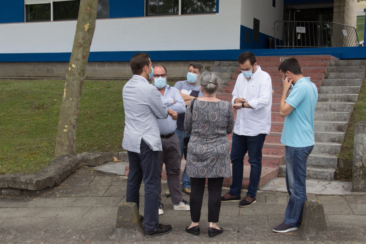 RBaptistaLeite's tweet photo. Visitamos todas as esquadras e todos os postos. Vamos acabar com o sentimento de insegurança começando com a Videovigilância e o reforço de meios das forças de segurança e de policiamento de rua. Saiba mais sobre o nosso programa em https://t.co/8K5RsWZuqF. https://t.co/DBVcXQ6q0D