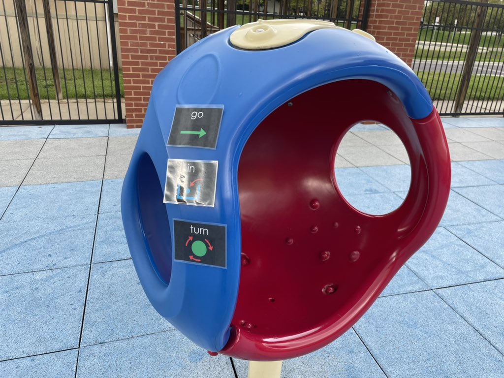 Longviewlion's tweet photo. You like recess? Yes!!! Supporting our Longview students use and build communication skills on the playground! #augcom #aac @MCPS #accessibility https://t.co/xyX6n0wfz0