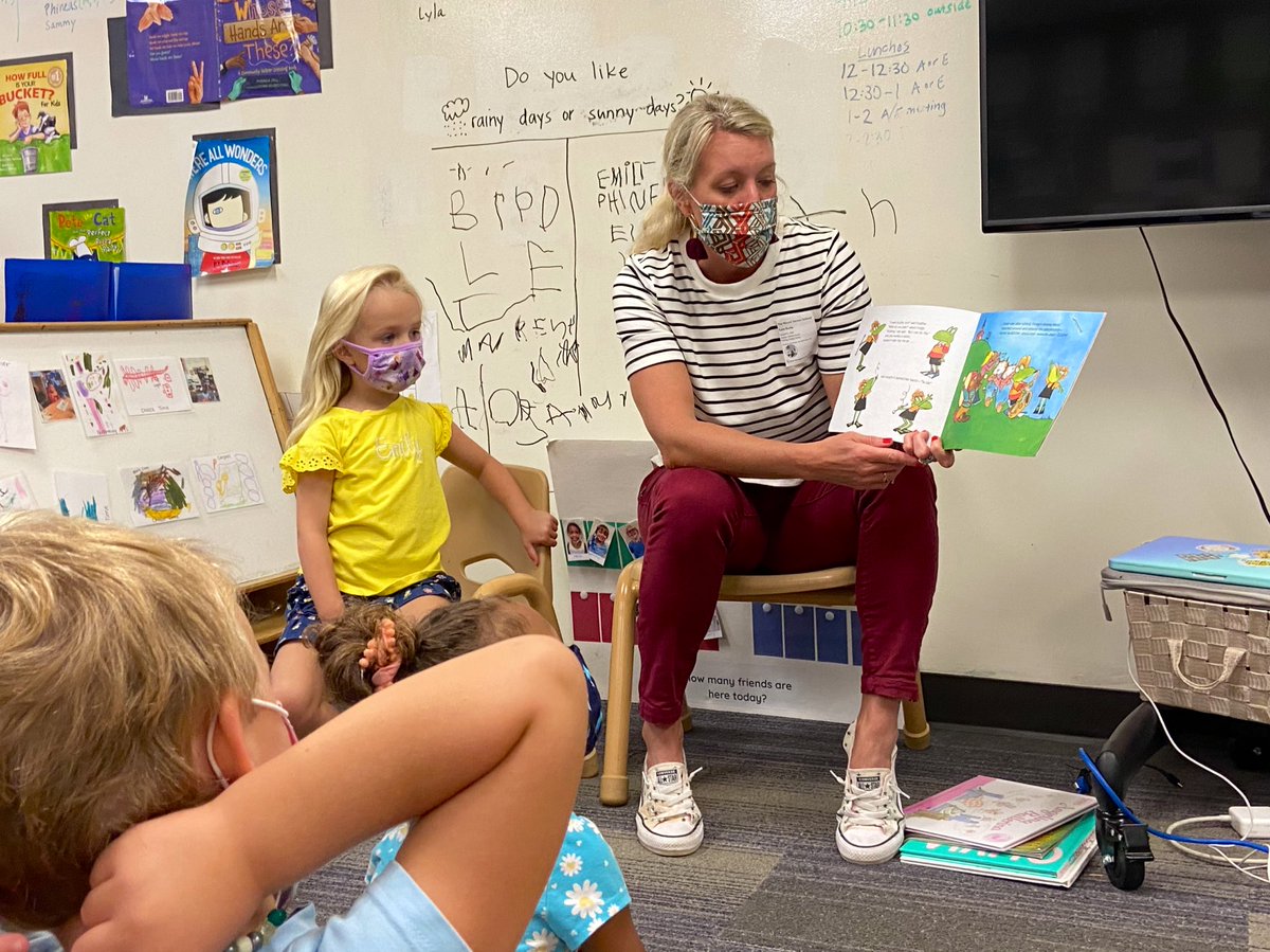 Anne Riley tweet media