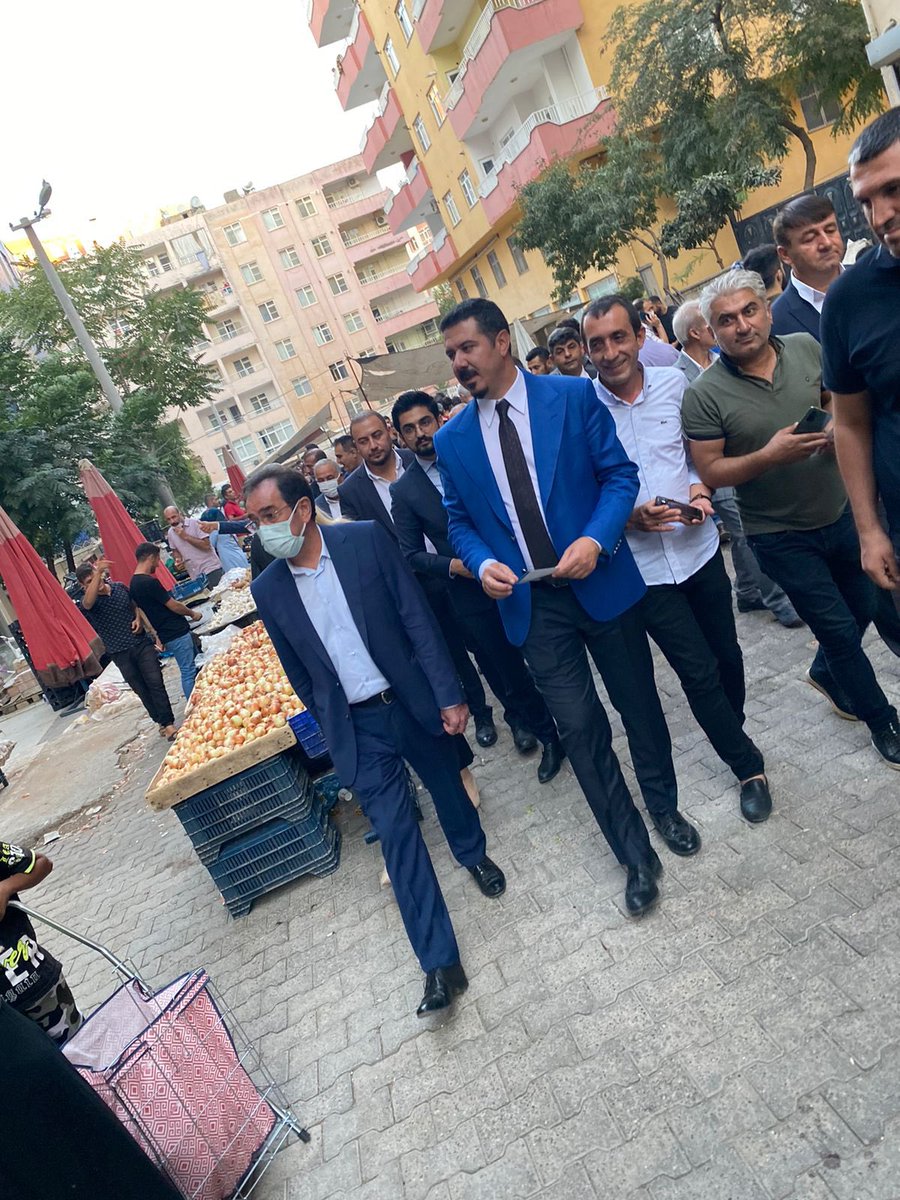 avmesutaydogan's tweet photo. Genel Merkez Kurucular Kurulu Üyesi ve Genel Başkan Başdanışmanı Sayın Ali İhsan Merdanoğlu’nun katılımıyla pazar ziyaretimiz. https://t.co/jw7py9Vsx6