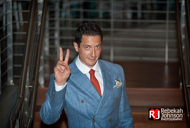 PiliTF's tweet photo. Some pictures of #SashaRoiz  at the PCS Gala 2015
"Everything´s Coming Up Roses.
Portland, Oregon
May 2015
Portland Center Stage
Photos courtesy of #PCSArmory 
#repost https://t.co/kukseuts4p