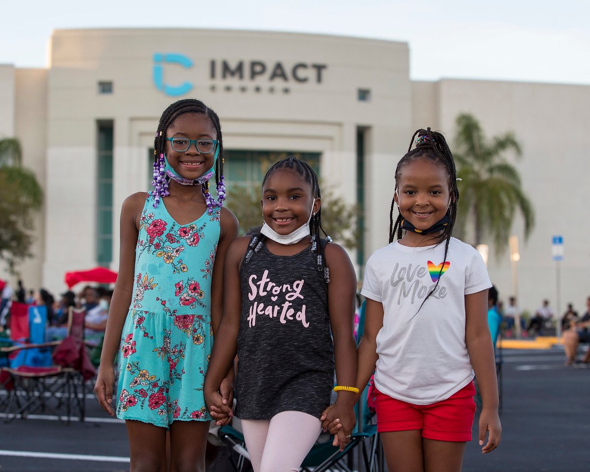 GeorgeLDavis's tweet photo. 3 DAYS TILL HOMECOMING 🎉 Join us on September 19th for our Homecoming Sunday! #backtochurchsunday. We’ll have live music, bounce houses and more. Make sure you invite all your friends &amp; family out! This will be a service that they LOVE 🤩
—
#weareimpact #churchfamily #homecoming https://t.co/8a9EFpf9B8
