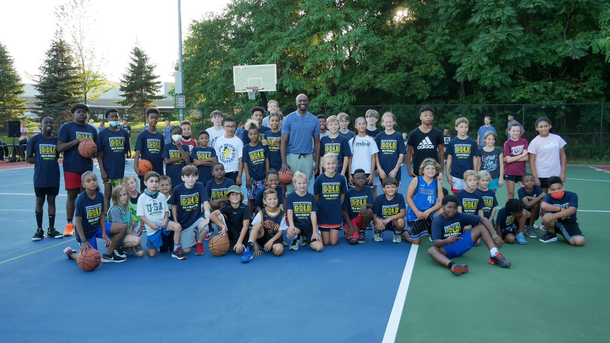 Nights like this are what the Kroc Center is all about - community partners <a href="/NBAGrandRapids/">Grand Rapids Gold</a> giving back to kids, with champion coach <a href="/jasonterry31/">Jason "The Jet" Terry</a> leading the way. Can't wait for the new basketball season!