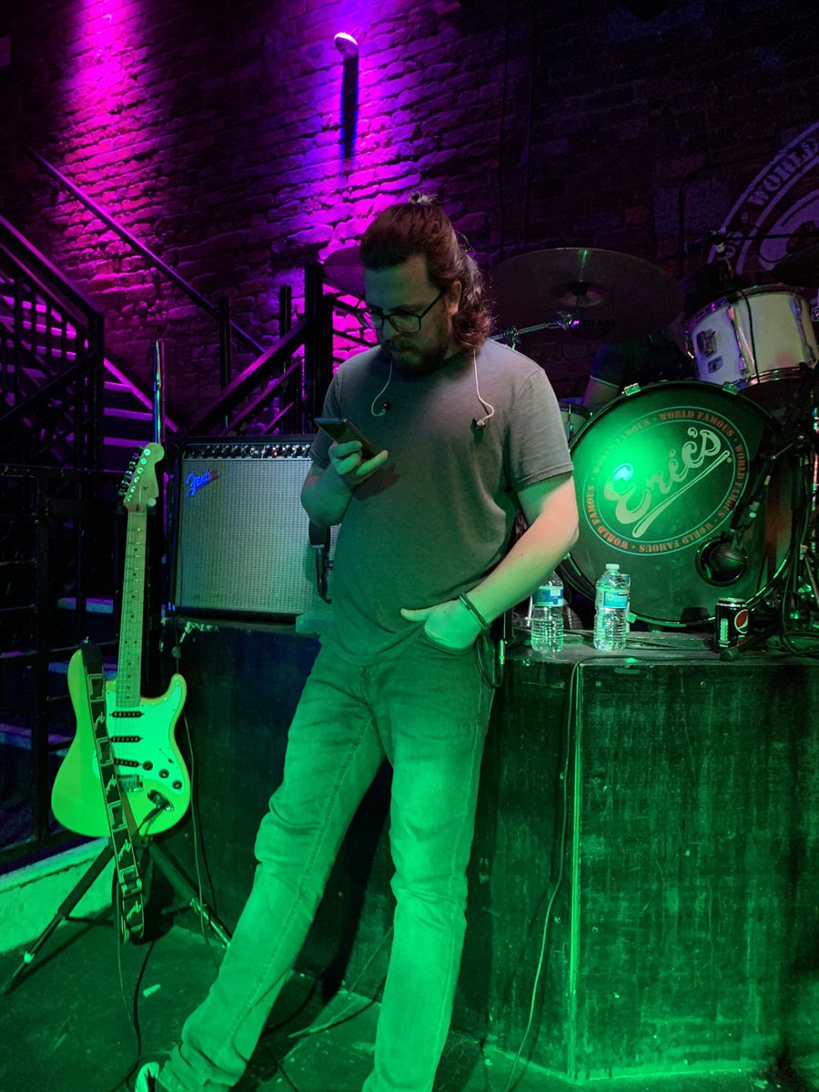 hansolo_pi's tweet photo. Does anybody else see @CryptoDadsNFT everywhere they turn? Real life crypto d’s?

This one is a Solana punk band dad, I think we need to get him immortalised?

#nocredits #suchadad https://t.co/KLTNsR7R8b