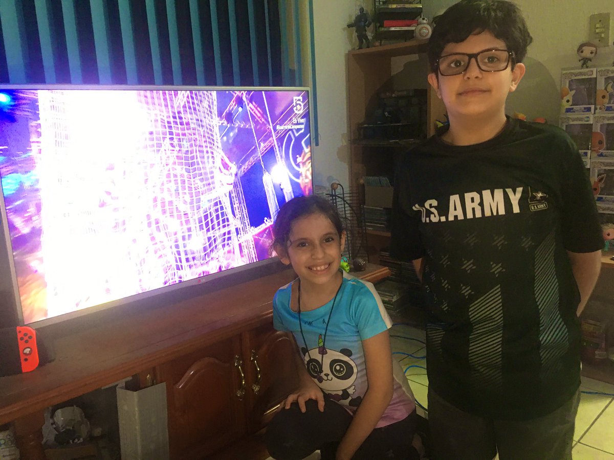 NutriRuth's tweet photo. Apoyando a los #leones en la final. #GuerrerosCampeones @guerrerosofmx https://t.co/GXwBxzkicI