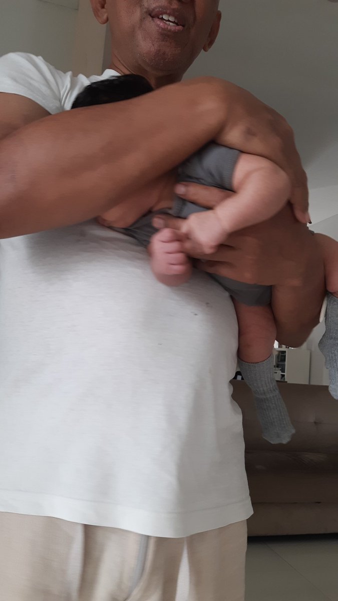 Model tidur macam apa ini??? 😍😍😍