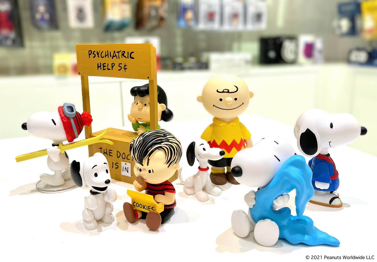 Amazon.com: Medicom Peanuts: Lucy Ultra Detail Figure : Toys