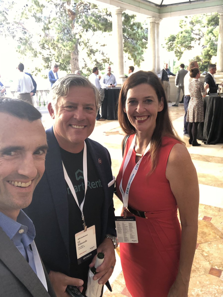 Big thanks to CJ Edmonds and @SmartRentdotcom for sponsoring Happy Hour outdoors at the Bellagio this week. #MFEC