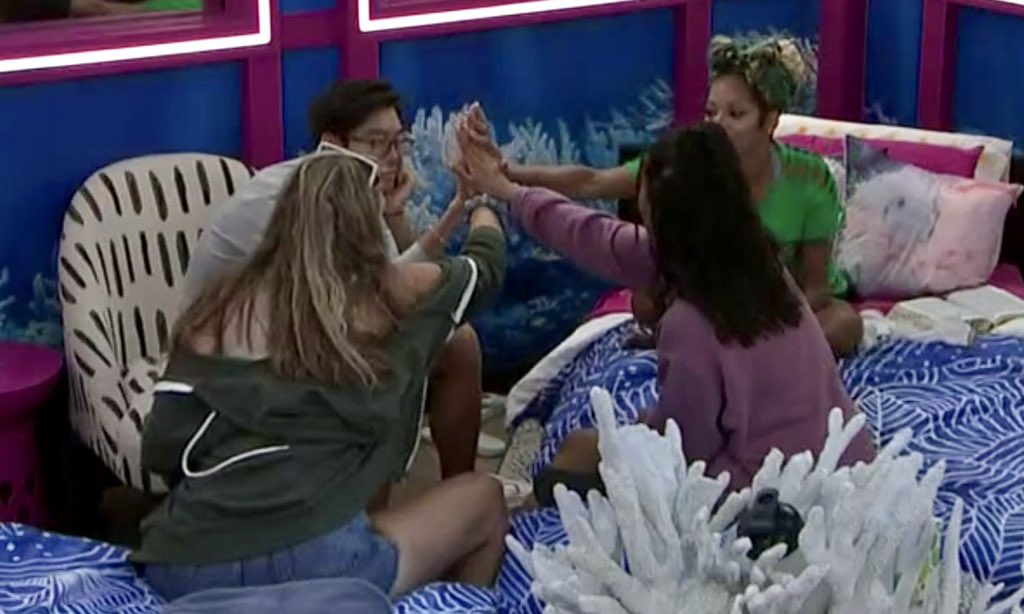 bbusanti's tweet photo. imma tell my kids this was the final 4 of big brother 23 #bb23 https://t.co/8EUnOMLFnE