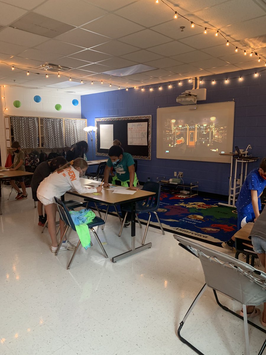 mrslinnsclass's tweet photo. Narrative writing celebration in our “coffee house.” Students loved reading and complimenting other’s stories. https://t.co/tb10WFWwk7