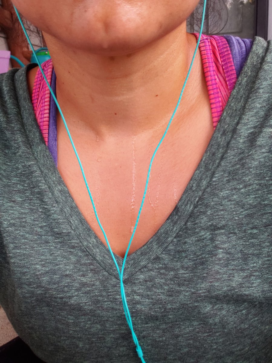 kinky_rainbow's tweet photo. Too much sweat.... #tryingtobefit #fail #forDaddy https://t.co/gSib6fip47
