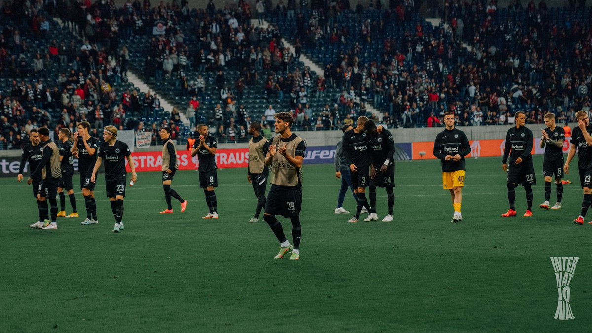 Eintracht Frankfurt ご声援ありがとうございました 多くのチャンスを演出し 手に汗握る 試合でしたが 残念ながら勝ち点1 を分け合いました 次の試合では共に勝利を掴みましょう 引き続き応援宜しくお願いします Sgeuropa Eintracht Frankfurt ご声援ありがとうございました 多くのチャンスを演出し 手に汗握る 試合でしたが 残念ながら勝ち点1 を分け合いました 次の試合では共に勝利を掴みましょう 引き続き応援宜しくお願いします Sgeuropa