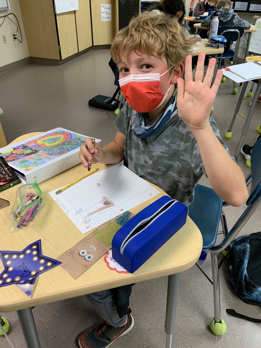 GhVoyager's tweet photo. Forget traditional note taking! Sketch notes are the new way to process information. Students in Mrs. Komen’s class are learning collaboratively during book clubs! @psd401 https://t.co/ooiJ7WJmDQ