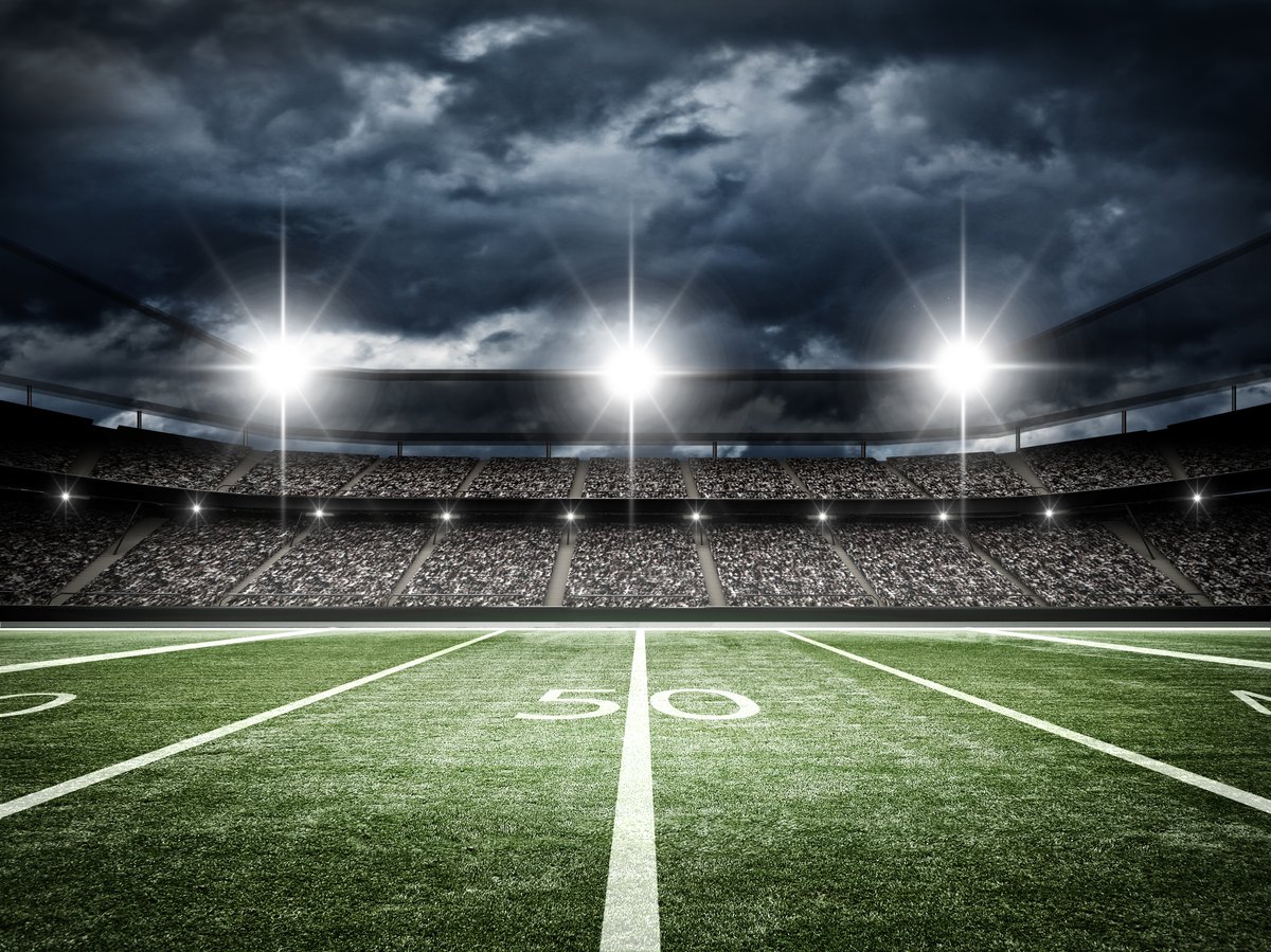 Join us tonight at the Sideways Lounge for Thursday Night Football! Enjoy local wines, craft beer or crafty cocktails along with the best french fries in the Santa Ynez Valley. #sidewayslounge #sidewaysinn #flyingflags #nflthursdaynight #syv