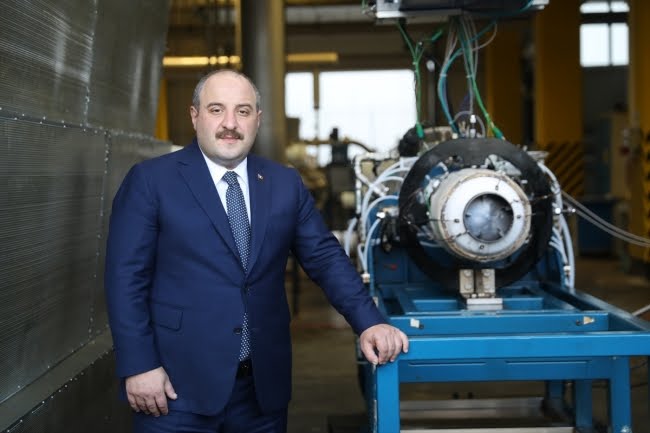 MuhammetUzkan25's tweet photo. YERLİ VE MİLLİ FÜZE MOTORU KTJ-3200’de İLK TESLİMATLAR GERÇEKLEŞTİRİLDİ. 

▪️KALE ArGe, çeşitli testlerin icrası için Roketsan ve TÜBİTAK-SAGE’ye birer adet KTJ-3200 Turbojet Motoru'nun ilk teslimatını yaptı.

+ https://t.co/cBSXA12vK0