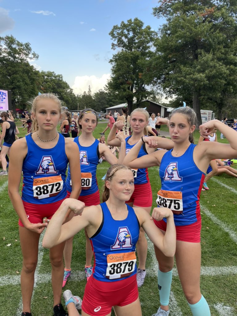 apollo_xc's tweet photo. Our girls are strong and ready to rock it today! https://t.co/RqEPz7F0PL