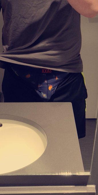 Every retweet gets a video, style is your choice. DM me to lemme know what you want! #cock #dick #bigdick