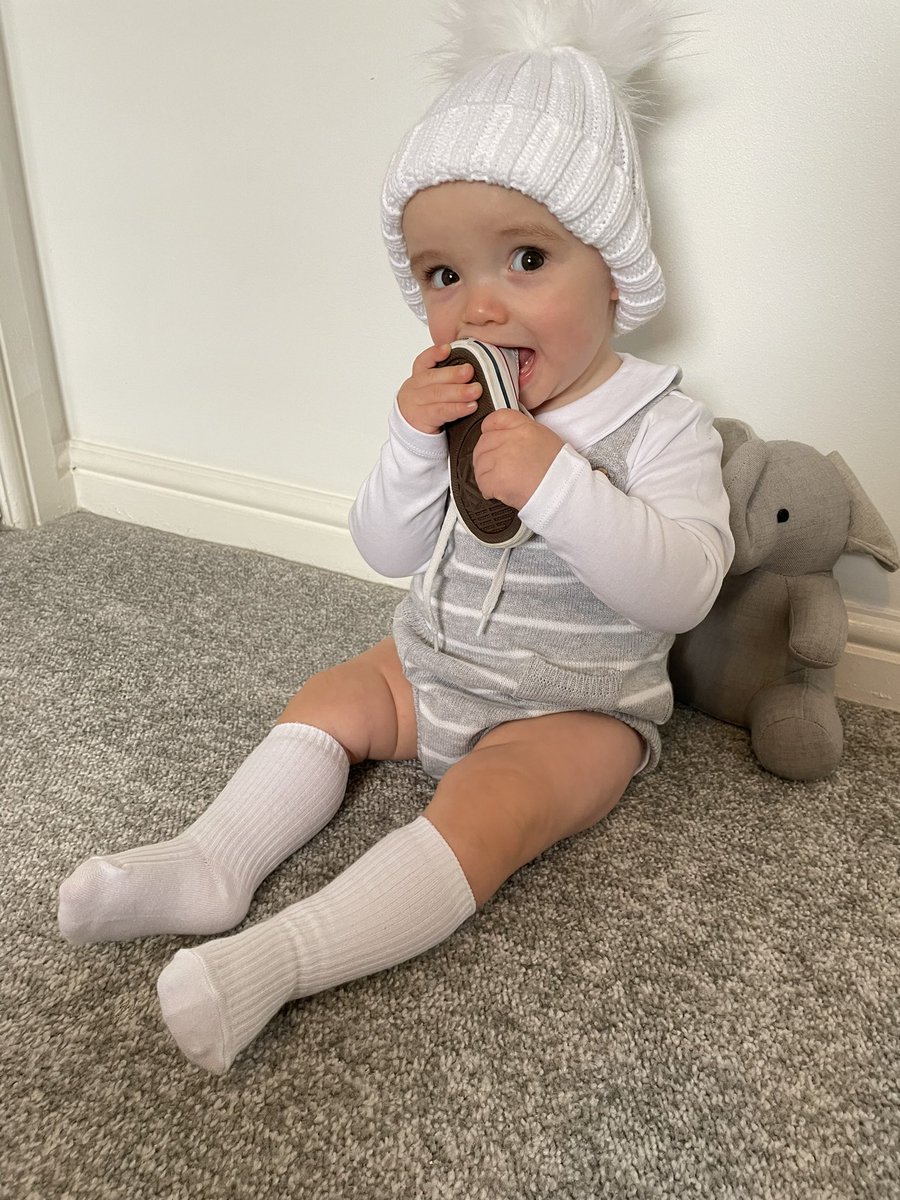 tonibrown2015's tweet photo. Stop getting so big please Charlie😩🤍 https://t.co/MZQ4qPVtso