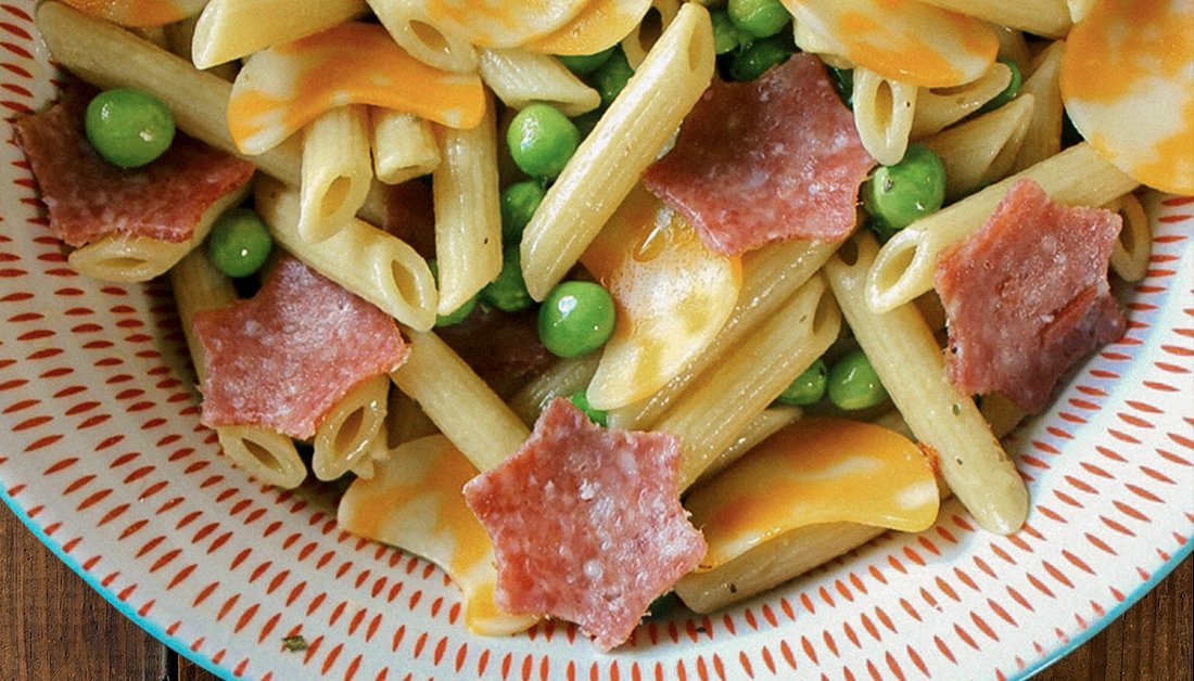 It’s back-to-school season and whether you’re looking to add fun to a kid’s lunch or your own, here’s a colorful, portable pasta dish. dreamfieldsfoods.com/all-recipes/lu…