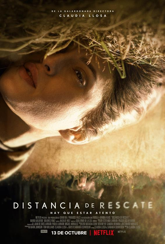 ¡OFICIAL! El póster y trailer de #DistanciaDeRescate (2021), lo nuevo de la cineasta peruana #ClaudiaLlosa, de estreno mundial en San Sebastián, Guadalajara y Netflix: #13Octubre 📌 VER TRAILER: youtube.com/watch?v=J34ZxM…