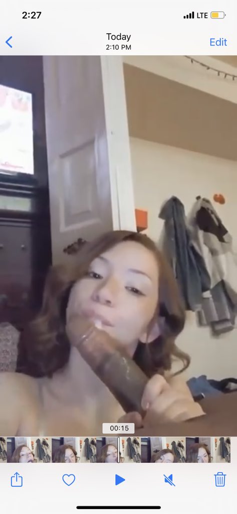 Wanna see me suck the cum out of his dick? 🥰🥰 buy some of my content!! Serious buyers onlyyyyyy add my Snapchat kniittyy if interested in seeing more 🥰 #sellingcontents #suck #suckit #porno #youwantme