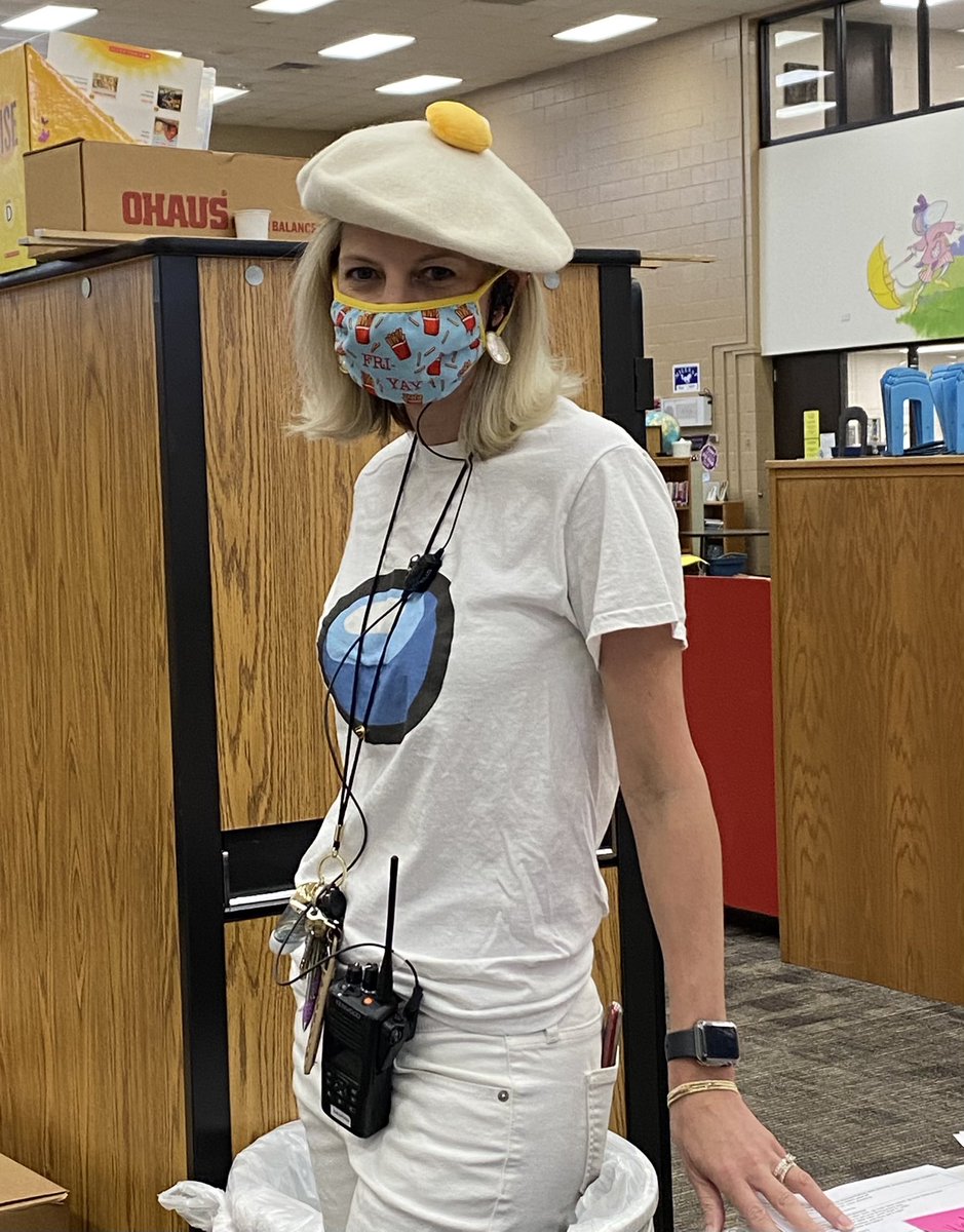JenniferBaek3's tweet photo. Thankful for a principal who is willing to step in & sub for any grade level and any subject area. Dress up to enage students in learning. Take part in planning.
#ItsWhatMustangsDo. @DauphinJoy @cyfairMillsap @CyFairISD https://t.co/lCXTcfqSaS