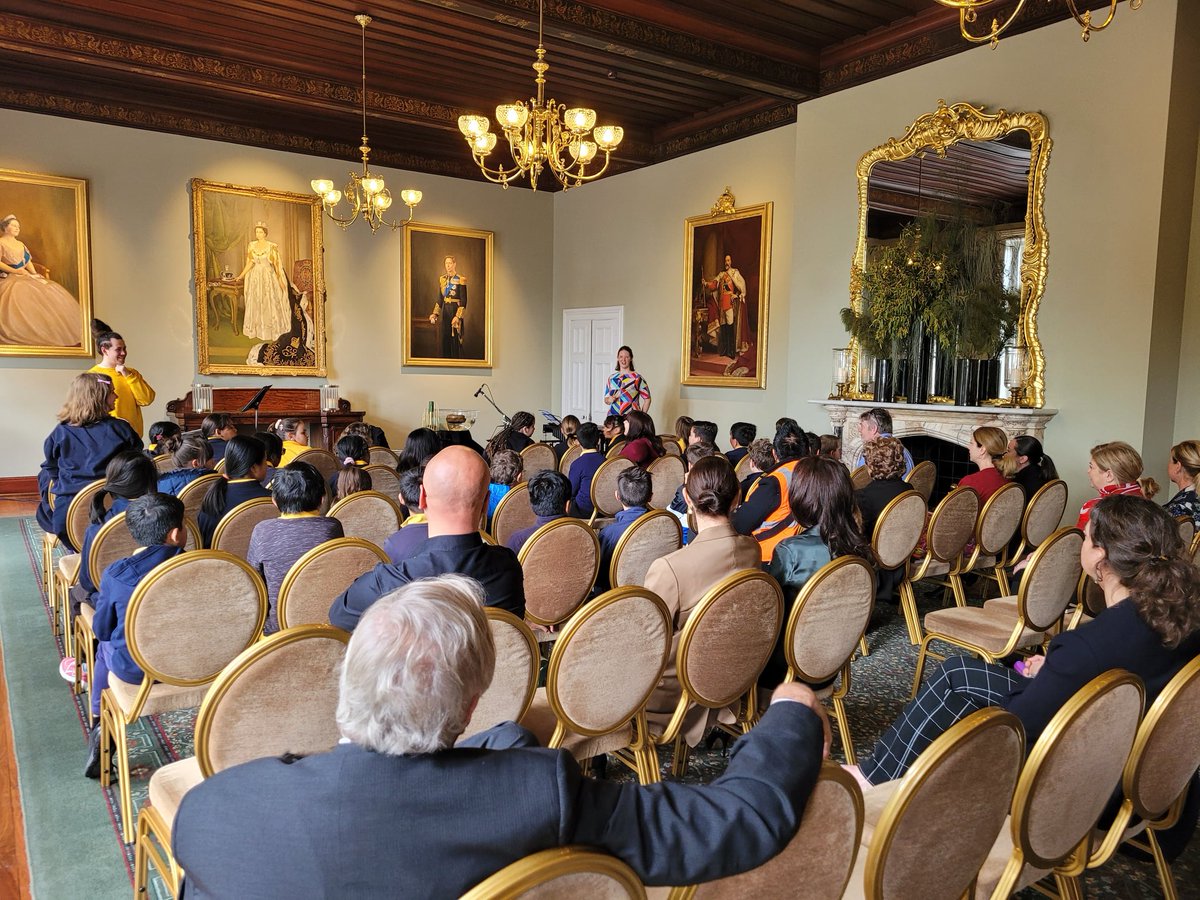 Water, Water, Everywhere stopped by Government House Western Australia this week to perform for the students of Embleton Primary School, as part of the Government House School Music and Arts Program. 🎶 #musiceducation
