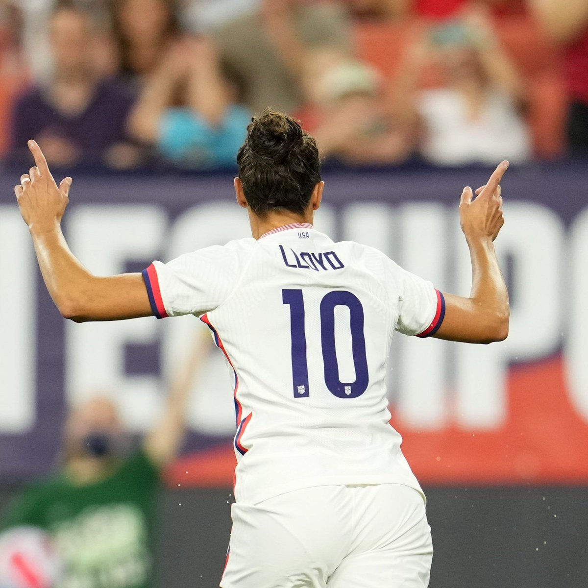Carli Lloyd. That's the tweet.