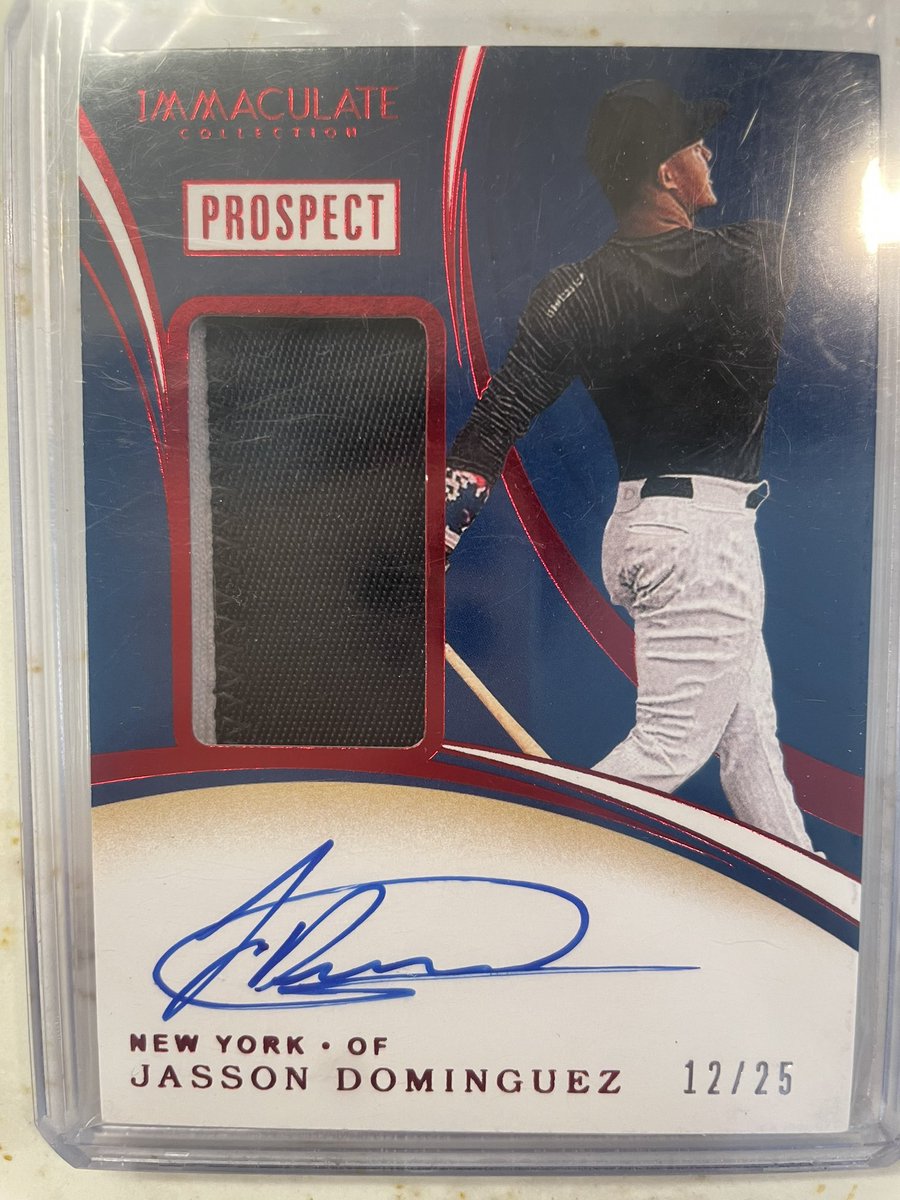 doubleD05's tweet photo. Jasson Dominguez 👽 Immaculate Prospect Auto /25
$450 OBO @HobbyConnector https://t.co/Hk4XIDA3At