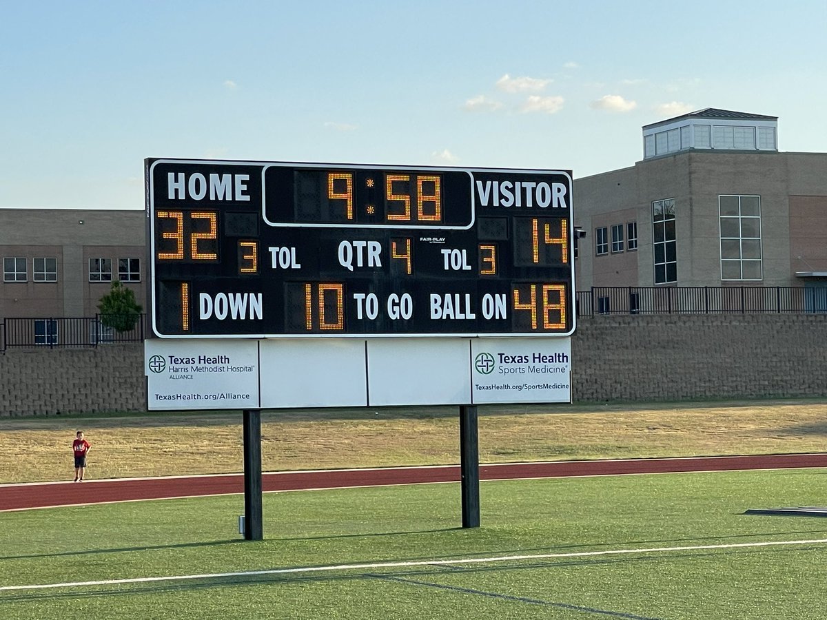 jackson_carrie's tweet photo. Freshman White @NWTexanFootball takes the big WIN over Abilene Cooper, 32-14!!!! https://t.co/aCAwDxleR4