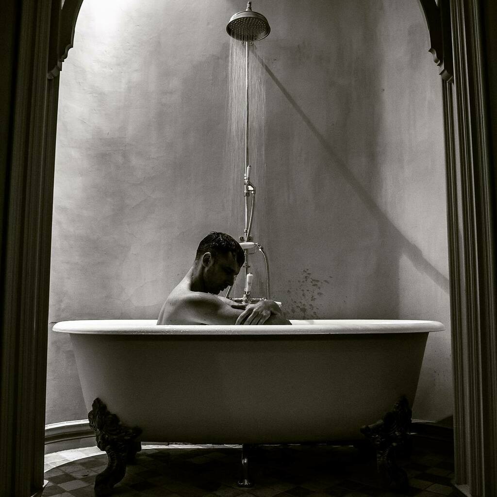 Washing my sins away #malemodel #malephotography #malephoto #artphotography #artoftheday #artofvisuals