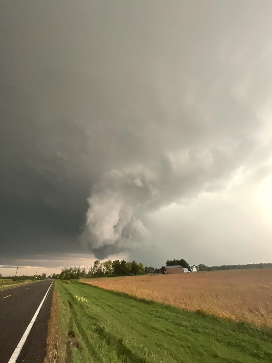 Insane rotating wall cloud near Buckman Minnesota! #mnwx. 