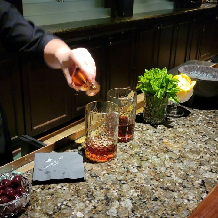 Epicurious starts @signiabonnetcreek and has moved onto @waldorforlando Peacock Alley Mixology. Where they make special drinks for the group.
Team Vodka, Team Gin, and also Team Bourbon! 
During your Epicurious experience they will valet your car from on… https://t.co/J9IByjZT5K https://t.co/tMNtF09Zjf